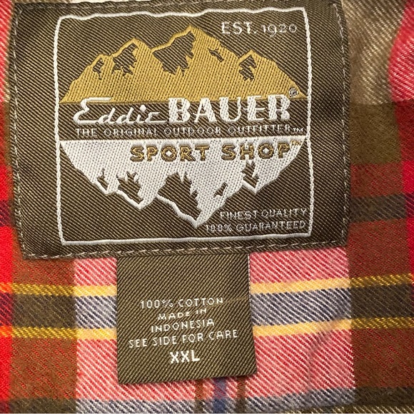 Eddie Bauer men’s 2XL long sleeve button up plaid flannel - Picture 6 of 9